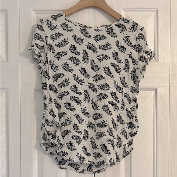 H&M Patterned Blouse - Picture 1 of 4